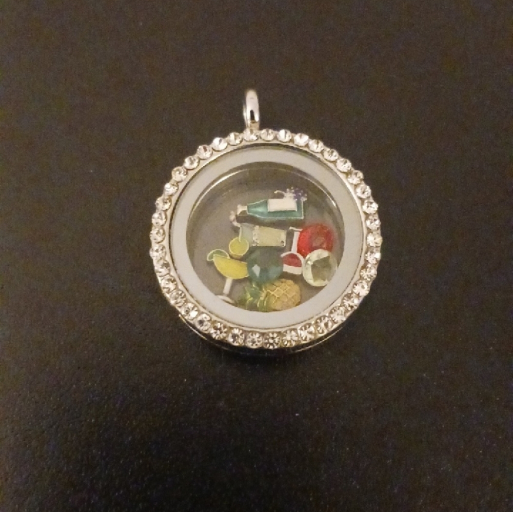 Locket Set w/ Charms - Picture 5 of 8
